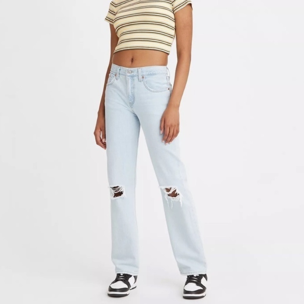 LEVI’S LOW PRO STRAIGHT WIDE LEG DISTRESSED JEANS